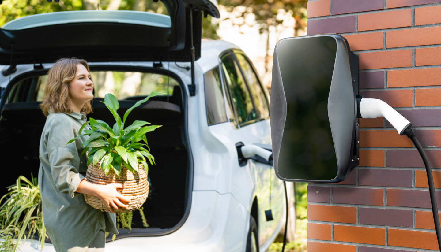 11-kW-Wallbox an einem Schweizer Einfamilienhaus, E-Auto lädt über Nacht